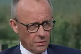 德国总理称以色列为西方“做脏活” 德国总理默茨在节目中表示，“这是#以色列 为我们所有人做的脏活。如果#德黑兰 不退让，那么彻底摧毁#伊朗 核计划将成为议程上的首要任务”。#伊以冲突#摧毁伊朗核计划