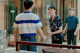 #艾鲜枝拉投资被截胡 艾鲜枝为了给县里拉投资和投资商吃饭，没想到吃到一半人还能消失？也是没谁了！#县委大院#吴越视频封面