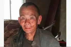 泉州急寻：六旬老人失联十余日，穿黑色上衣、黑色裤子，背破麻袋图片