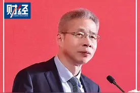 如何多渠道增加居民收入？“让老百姓想消费、敢消费、能消费”李迅雷：政策倾斜是关键#2023三亚财经国际论坛视频封面