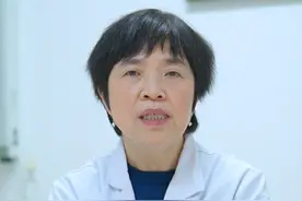 激素类眼药水引发青光眼 白内障！ #眼科科普 #健康科普 #眼药水 #青光眼 #白内障视频封面