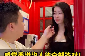 这些题能答对的没几个人吧！ #香港 #街头采访 #历史视频封面