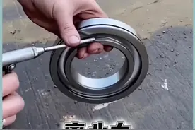 这就是离心力的威力，洗衣机的烘干原理 这就是离心力的威力，洗衣机的烘干原理#离心力 #科普视频封面