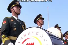 抗战歌曲响彻天安门广场，重温中华民族那段艰苦卓绝，气壮山河的峥嵘岁月。#九三阅兵