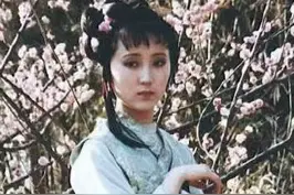 全剧经典名场面！一曲《葬花吟》唱出黛玉妹妹的黯然神伤#87版红楼梦播出35周年 视频封面