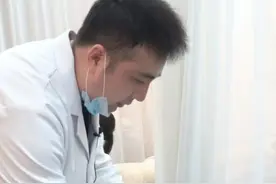 脑袋总是不自觉的晃动，是啥情况？ #头晃 #中医刘一鸣 #健康无畏自在如她  #她们的精选  #抖出健康知识宝藏视频封面