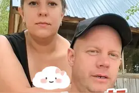 全家一起出去度假 住在森林里的小木屋简直太美了视频封面