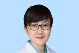 孩子近视100多度，需不需要经常戴眼镜？ #硬核健康科普行动 #近视眼镜视频封面