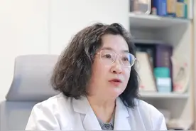 很多人经常搞混这几个皮肤病，今天教你一支药膏搞定，免得大家乱治浪费钱！#科普#神经性皮炎#湿疹#脂溢性皮炎#抖出健康知识宝藏视频封面