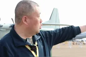 专家带您看武直-10！被称作“空中坦克”的空战歼击直升机#东南军情
