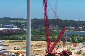 3000吨的履带吊出来干个超级大活，这家伙出场一次得要多少运输车啊？#三一起重机 #吊车 #起重机视频封面