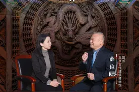 被称为“天花板中的天花板”有啥看头
位于先农坛内的北京古代建筑博物馆，有一件被网友称为“天花板中的天花板”的镇馆之宝——“天宫藻井”，它有什么看头呢？#被称为“天花板中的天花板”有啥看头#新华访谈视频封面