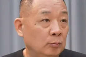 2月22日河南许昌，胖东来老板于东来：企业家致富，要带动员工致富，“更重要是培养这种高质量品格”#河南dou知道视频封面