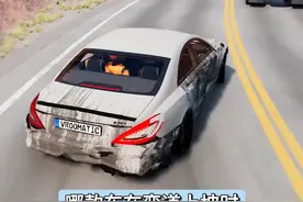 哪款车在弯道上坡时能安全地进行极限超车 #劳斯莱斯魅影 #法拉利812视频封面