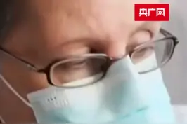 全球首个！英国批准默克抗新冠口服药视频封面