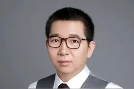 ETF重磅利好，保险入市，Deepseek爆火 #财经 #股票 #股民 #金融视频封面