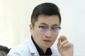 怎么停，什么时候停，如何用胰岛素，记住这四个字：谨遵医嘱。#胰岛素 #门诊 #高血糖 #减重代谢 #硬核健康科普行动视频封面