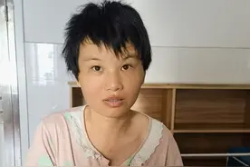 株洲市寻亲：青年女子被救助，短发，穿粉色圆领上衣、浅蓝色长裤图片