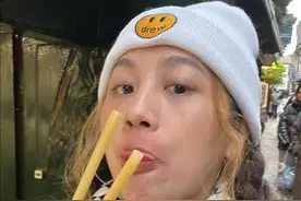 约克！英国体验感最差的城市 希望大家都有自己的节奏，不要被信息和攻略带走，因为自己就是最好的探险家！
#约克 #英国 #英国旅游 #约克小鬼 #旅游大玩家 @嘿莉学姐留学视频封面