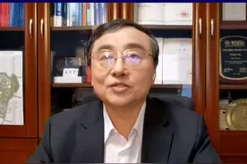专访哈尔滨工业大学副校长兼威海校区校长、教育部高校教学信息化与教学方法创新指导委员会副主任徐晓飞：“智慧高教”平台集中优质课程资源，辅助课程教学与学习。视频封面