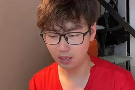 应对商家不发货的技巧 。#一人分饰多角 #不发货 #套路 视频封面