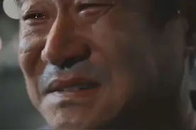  #警察荣誉 王景春饰演的所长真的让人破防啊@DOU+小助手 视频封面
