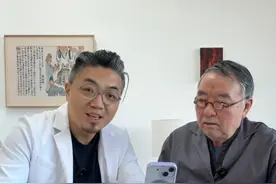 在工作室调天青色 #vlog日常 #调色 #治愈 #艺术 #解压视频封面