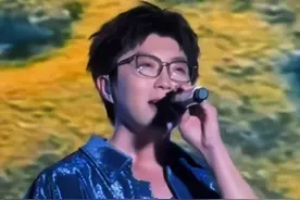 我们鲁鲁才不是演出荒漠！2025山东计划组织演唱会、音乐节不少于5000场，看不完！根本看不完 #山东  #演唱会  #毛不易  #单依纯  #陶喆视频封面