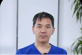 安静不动的时候心率越低，说明身体越健康吗？ #静息心率  #心率  #身体健康  #何川医生  #硬核健康科普行动   @抖音医疗健康小助手视频封面