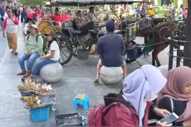印尼文化禁忌大揭秘， 在印尼千万不要做这5件事~最后一件事很多人都不知道，要注意啦！#印度尼西亚 #印尼文化 #印尼 #中国人在印尼 #易付全球视频封面