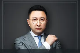 首例老人讹人被判刑 大快人心，女大学扶老人被讹，家属被判赔偿女大学生6.8万。#正能量 #讹人 #扶老人 #扶老人反被讹 #重庆刑事律师视频封面