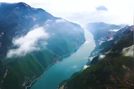#排污口监督管理 | 湖北宜昌：为绿水青山披荆斩棘视频封面