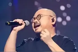这何止是门票，分明是孩子的孝心！刀郎演唱会，孝心硬通货#刀郎演唱会济南开唱   #刀郎济南演唱会视频封面