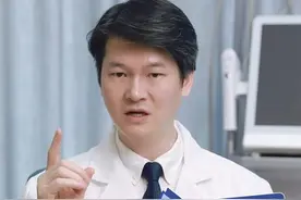 维生素C可以抑制多巴氧化，减少黑素合成，维生素则E具有较强的抗氧化作用，这两种药对于治疗黄褐斑有帮助吗？是不是需要长期服用呢？#黄褐斑 #黄褐斑能去掉吗 #祛斑 #变美 #医学科普视频封面