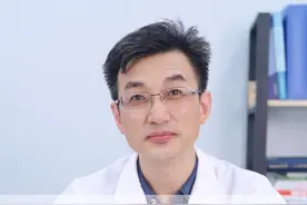 只用一支超级便宜的药膏，就能处理好多种皮肤病 #神经性皮炎 #虫咬皮炎 #汗疱疹 #医生科普 #皮肤科医生视频封面