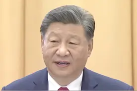 现场视频！习近平会见泰国总理：推动中泰命运共同体建设在下一个50年取得更大进展。（来源：央视时政）视频封面