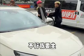 这是一场文化碰撞…. @花总舞团@FanYoda#精神小伙#亚b#交朋友交朋友#亚文化视频封面