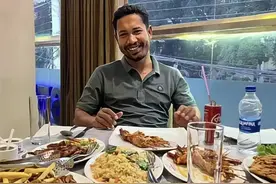 孟加拉兄弟情谊的最终章 全网有两大兄弟情。第一位 杜克与一哥视频封面