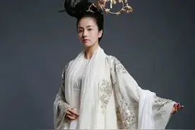 #白鹿吴谨言凤囚凰试镜造型 你觉得谁最适合山阴公主刘楚玉？视频封面