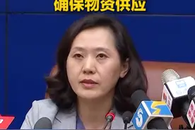 4月26日，济南市主城区部分风险隐患较大的区域，采取更加严格的管控措施。同时，济南市全力做好封控区、管控区群众的服务保障。 #济南 #疫情防控视频封面