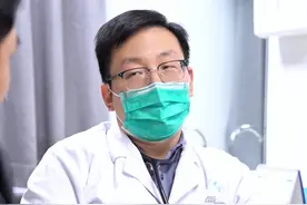房颤患者心房扩大，手术风险高，先采取这个办法更稳妥#医学科普 #抖出健康知识宝藏 #房颤 #心房扩大视频封面