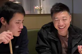 外卖小哥后续第一期，努力的人值得被认真对待。 #干净饮食 #冬天的第一顿火锅  #省饭课代表 #外卖小哥 #收集各地干净小馆子视频封面