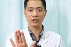 体外碎石机器长啥样？今天带大家一探究竟 #医学科普 #真实 #大揭秘 #体外碎石 #医院日常视频封面