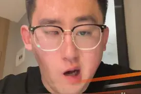 3月22日，吴忠华发视频称，复查发现脑胶质瘤没复发，但耳朵里长了一个小玩意。吴忠华是国家一级运动员，后确诊脑胶质瘤，经历3次开颅手术。#吴忠华  #脑胶质瘤  #抗癌  #励志 @抖音短视频 @DOU+小助手视频封面