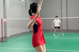 3步轻松找准杀球击球点#羽毛球 #羽毛球教学视频封面