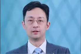 公房可以继承吗？ 公房使用权不是所有权，但一些跟公房相关的拆迁利益可以继承#公房 #公房承租人 #法律咨询 #律师普法 #每天学点法律知识视频封面