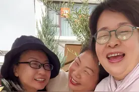 这是一段儿自己录的私藏视频 视频是夏天在云南，我用手机录的。我常常觉得，安小庆、刘小样和我，我们仨的相遇，简直像是魔法世界。@她的房间 

#她的放进 #女性成长 #女性 #大有学问视频封面