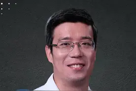 眼前有闪光感？可能是枕叶血管畸形 #硬核健康科普行动  #听医生一句劝 #脑血管畸形 #脑出血 #宣武神外孙力泳视频封面
