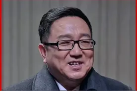 一段下属拜访领导的经典片段，也是你不得不学的职场晋升之道！#职场  #人情世故  #为人处世视频封面