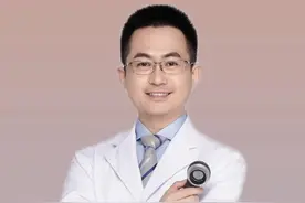 女孩私处 女生私处长疙瘩，一定是尖锐湿疣吗？#医学科普  #抖出健康知识宝藏 #女生必看 #男性知识 #抖音创作季视频封面